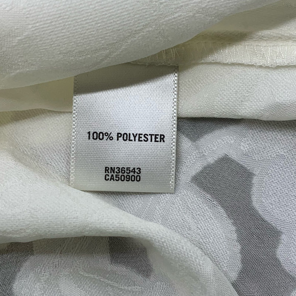 NWT Van Heusen 3/4" Tie V-Sleeve Semi-Sheer Ivory Lace Floral Blouse Size XS - Picture 5 of 10